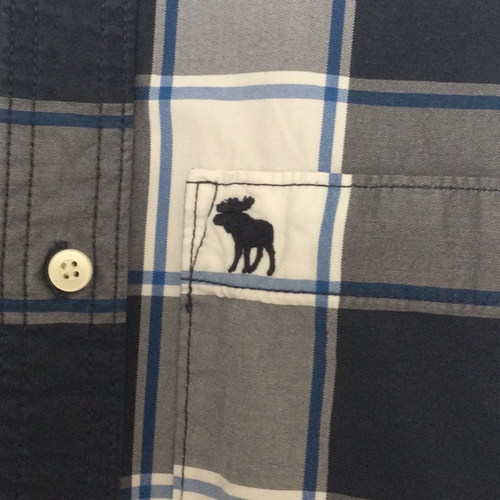Abercrombie Muscle Shirt - Picture 2 of 3